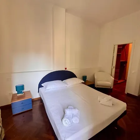 San Marco 33 *