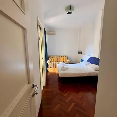 San Marco 33 *